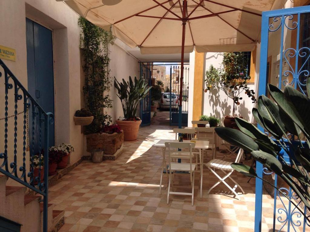 Case Vazzana - Cortile Sant'Agostino 马扎拉德尔瓦洛 外观 照片