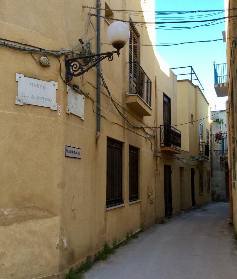 Case Vazzana - Cortile Sant'Agostino 马扎拉德尔瓦洛 外观 照片